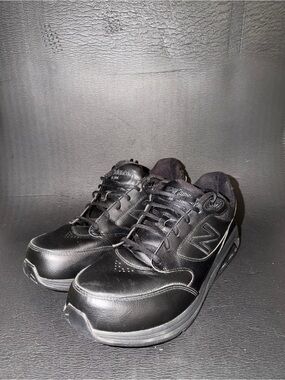 New Balance Men's Black Leather Walking Shoes 928V3 size 12 2E